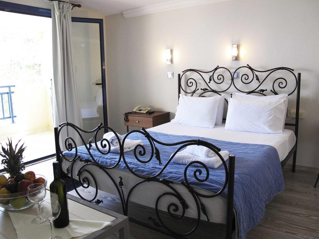 Hotel Azur Криопиги Экстерьер фото