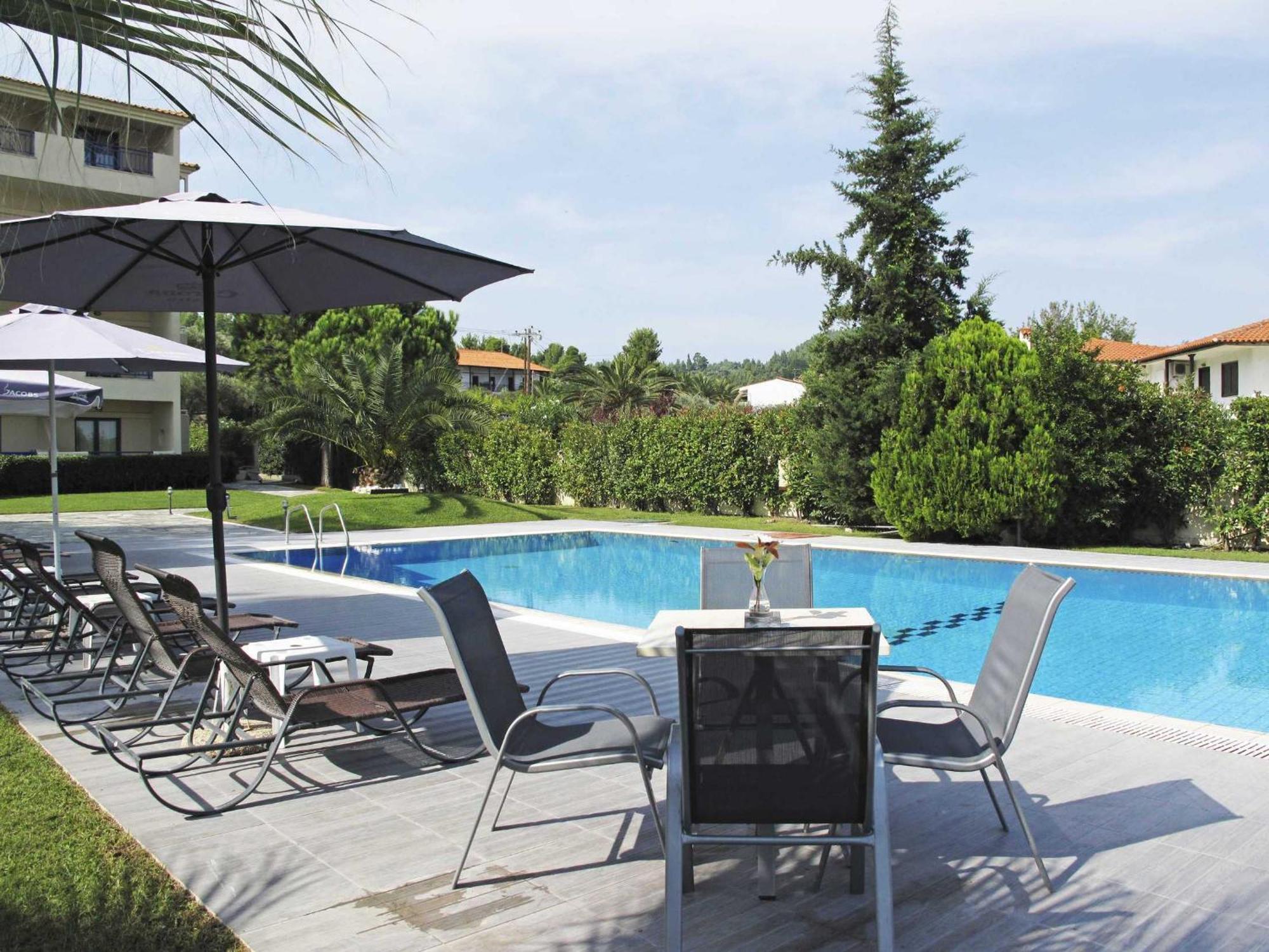 Hotel Azur Криопиги Экстерьер фото
